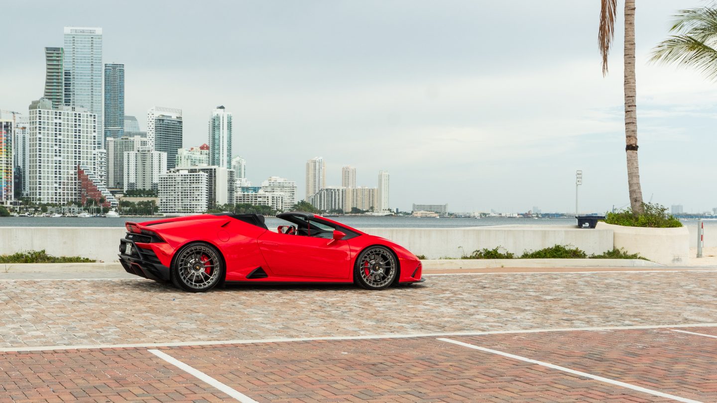 Lamborghini Huracan EVO on AG Wheels