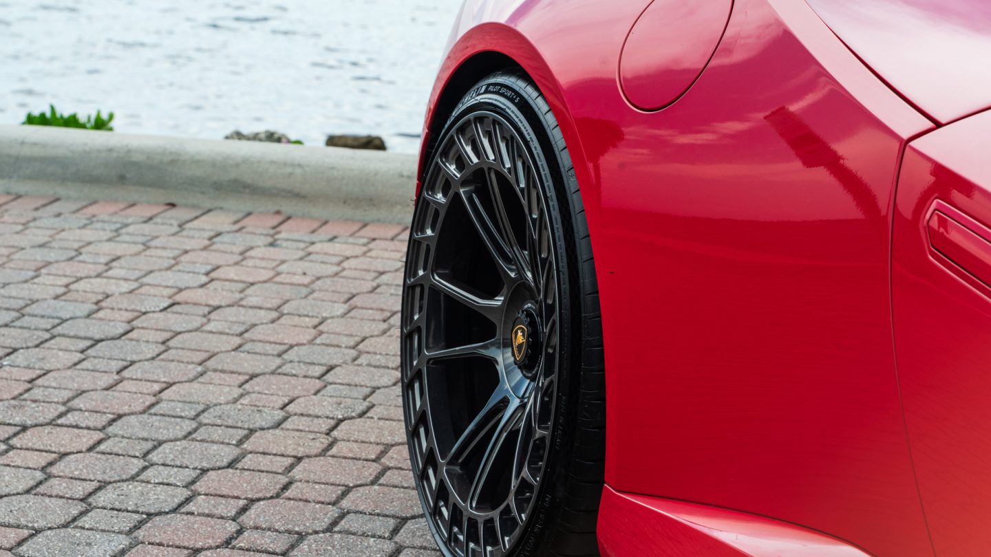 Lamborghini Huracan EVO on AG Wheels