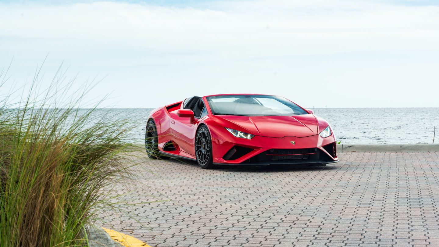 Lamborghini Huracan EVO on AG Wheels
