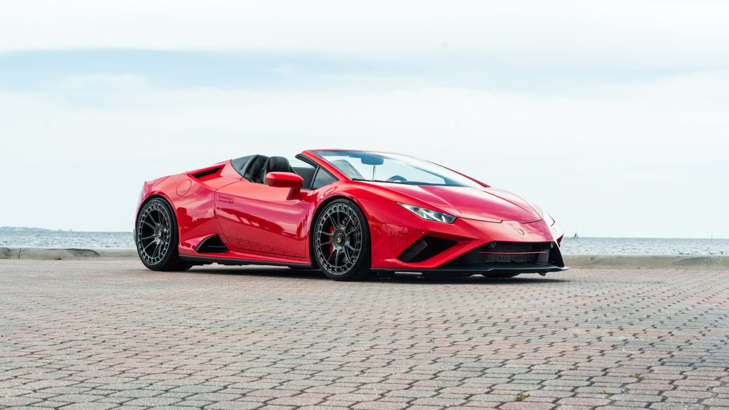 Lamborghini Huracan EVO on AG Wheels