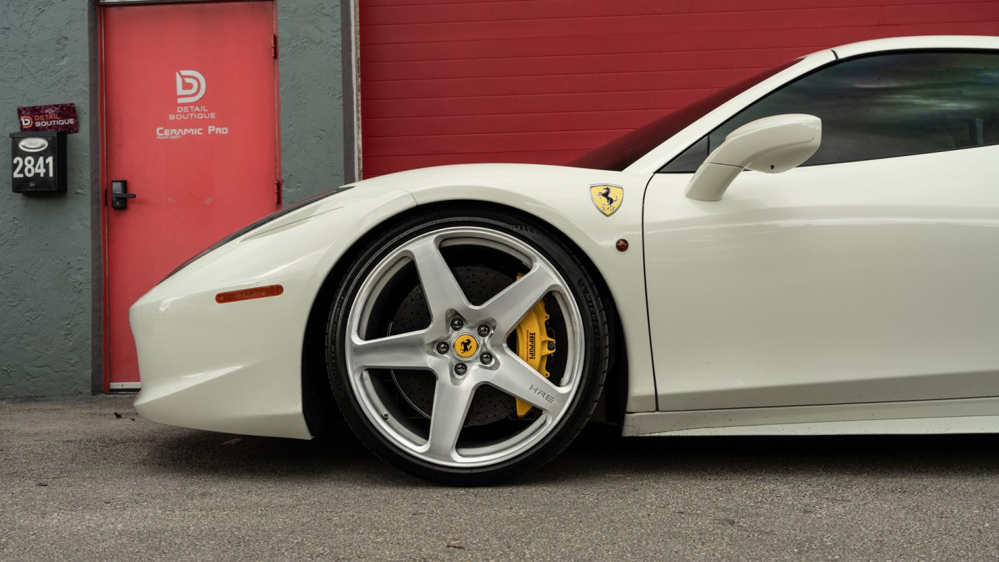 Ferrari 488 Spider on HRE 527M