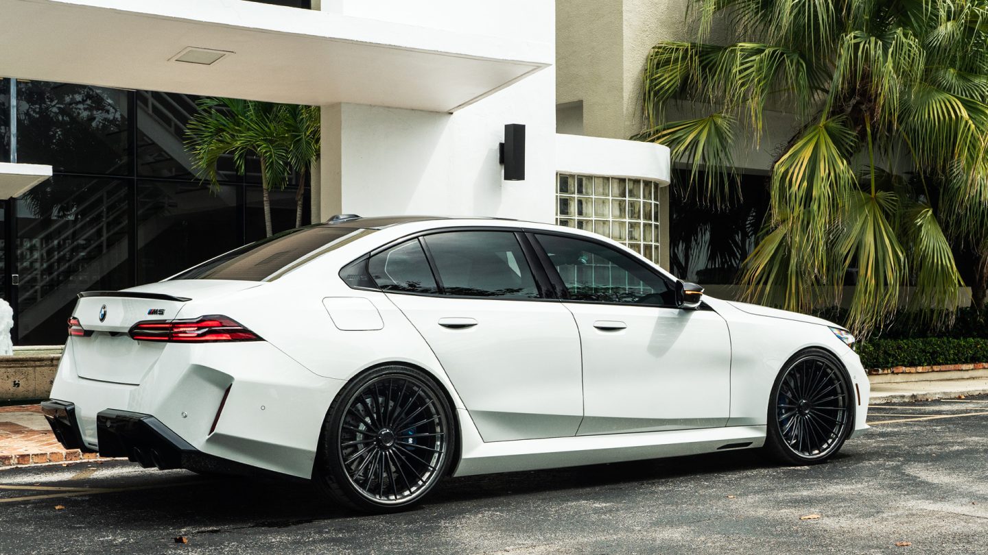BMW G90 M5 on ANRKY XR-370