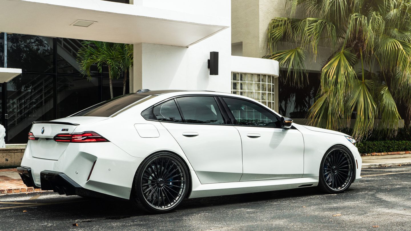 BMW G90 M5 on ANRKY XR-370
