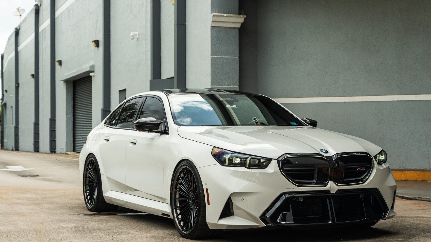 BMW G90 M5 on ANRKY XR-370
