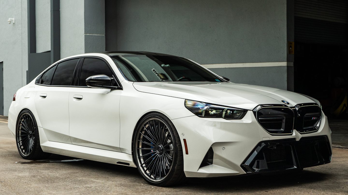BMW G90 M5 on ANRKY XR-370
