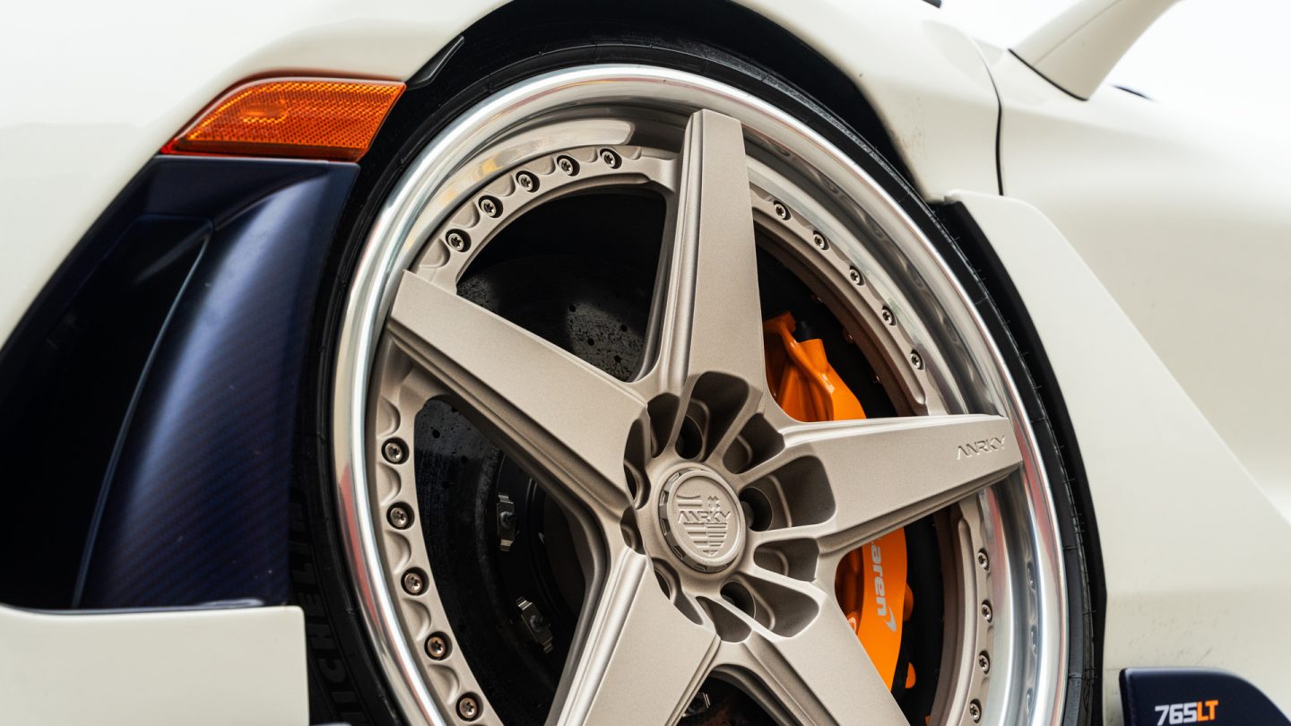 McLaren 765LT Spider on ANRKY RS5.3 RETROSeries