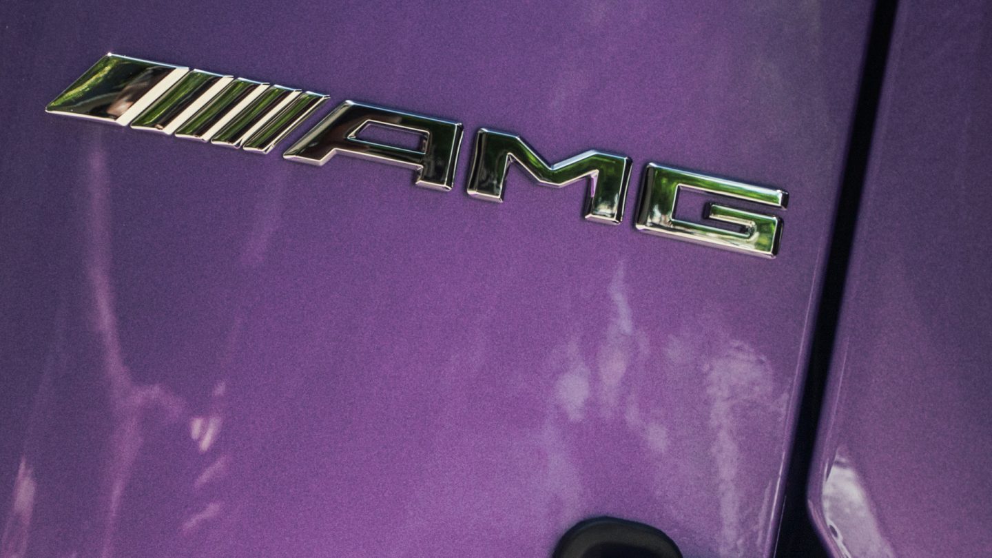 Urban Automotive G-63 | on Urban Automotive UV7 | Brushed clear