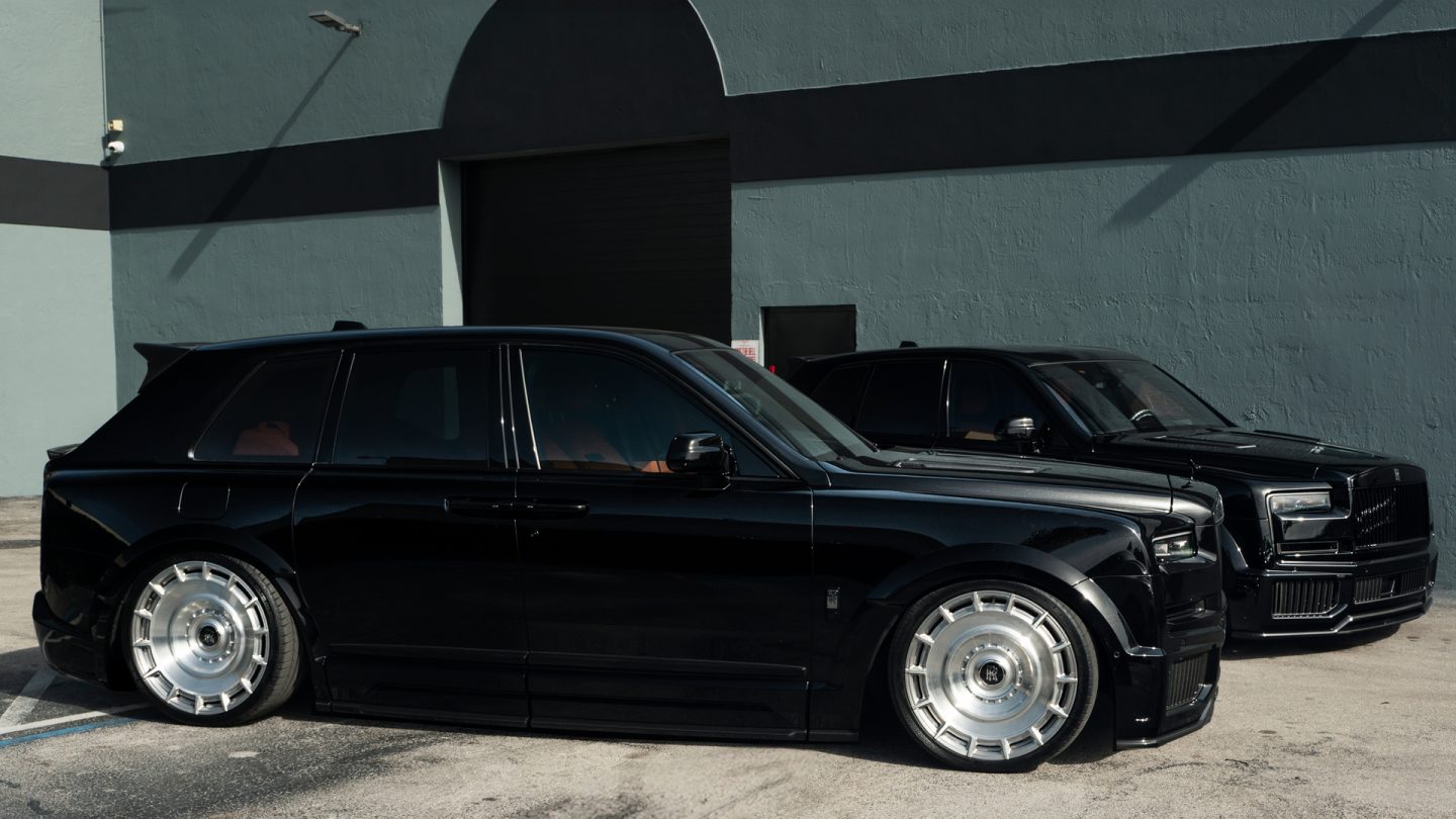 Rolls Royce Cullinan x2 on Urban Kits