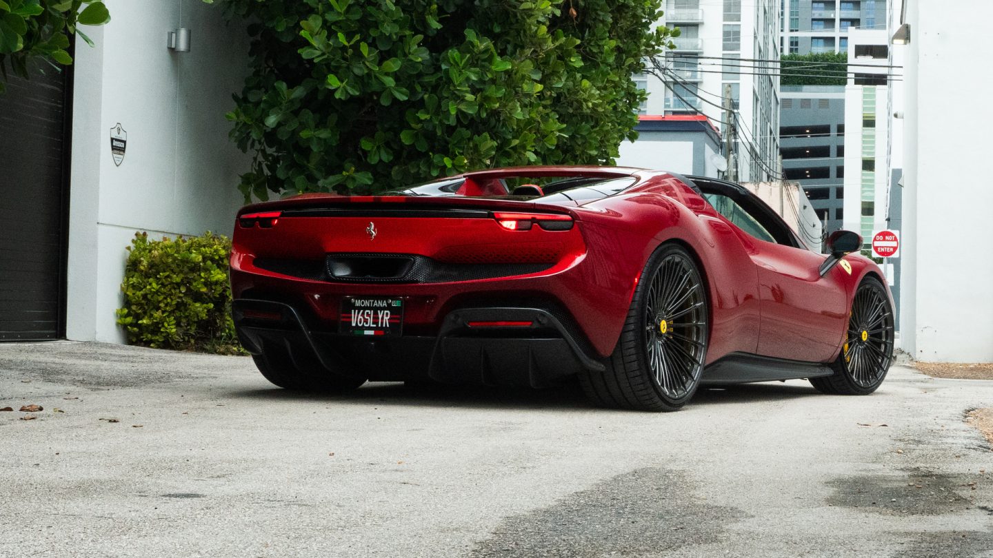 Ferrari 296GTS Rosso Barchetta and Rosso Fiorano on ANRKY XR-119