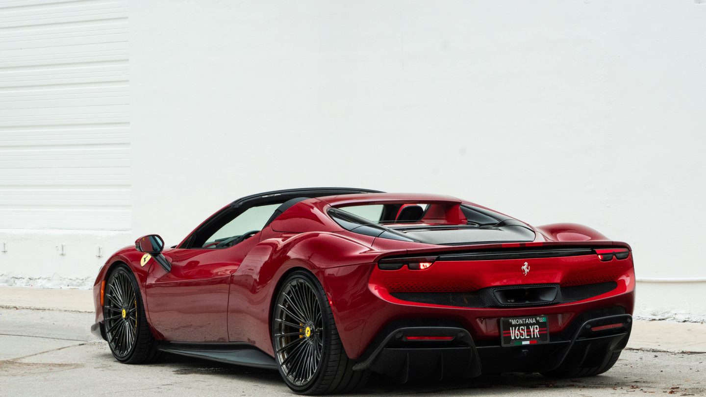 Ferrari 296GTS Rosso Barchetta and Rosso Fiorano on ANRKY XR-119